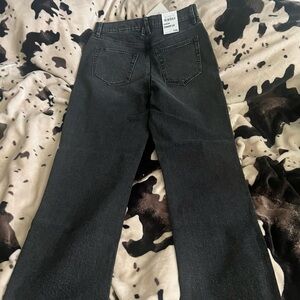 Eunina Los Angeles straight leg jeans. Never worn still has the tags on them.